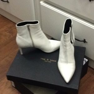 Rag & Bone like-new white suede booties!